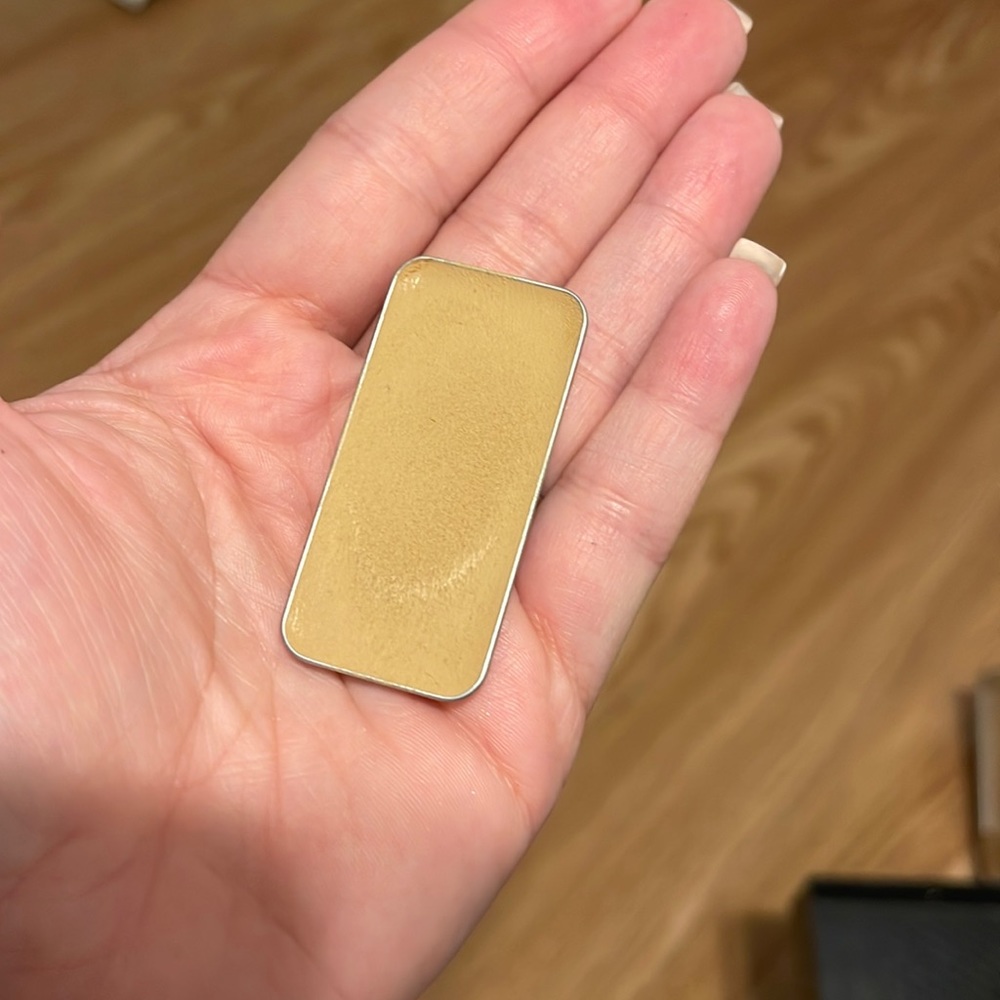 SEINT IIID Highlight Foundation - sandy